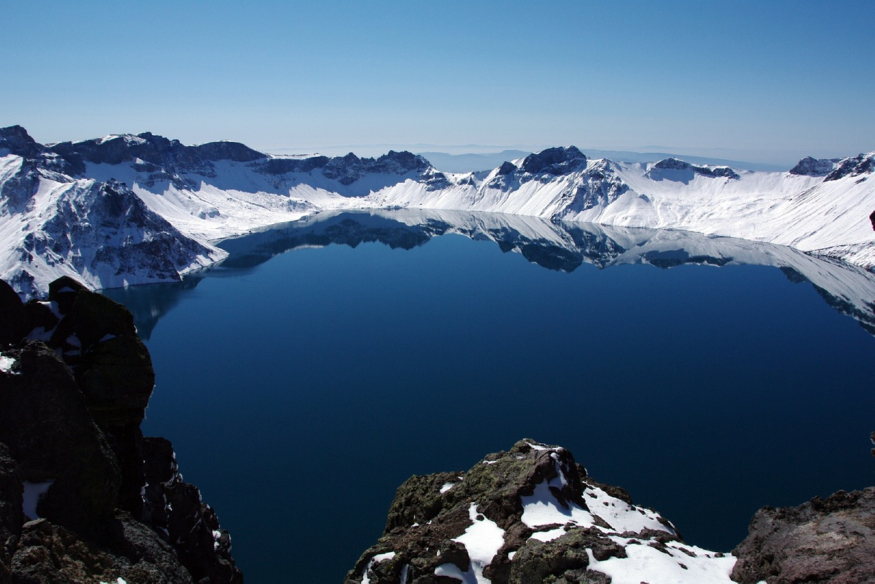 mountain-baekdu-4841316_1280.jpg