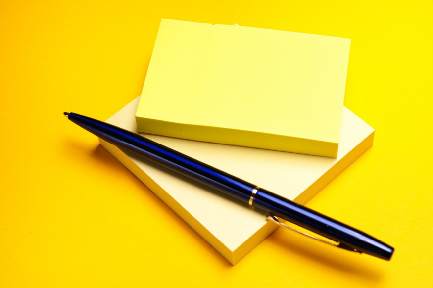 pen-4855775_1280.jpg
